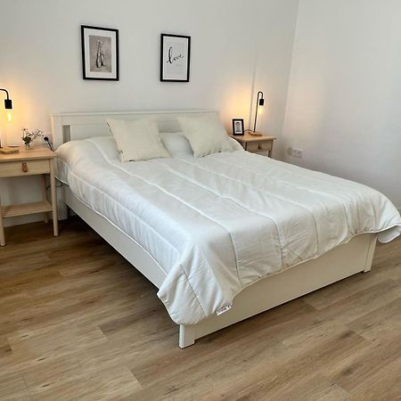 Suites Larios Rooms مالقة المظهر الخارجي الصورة